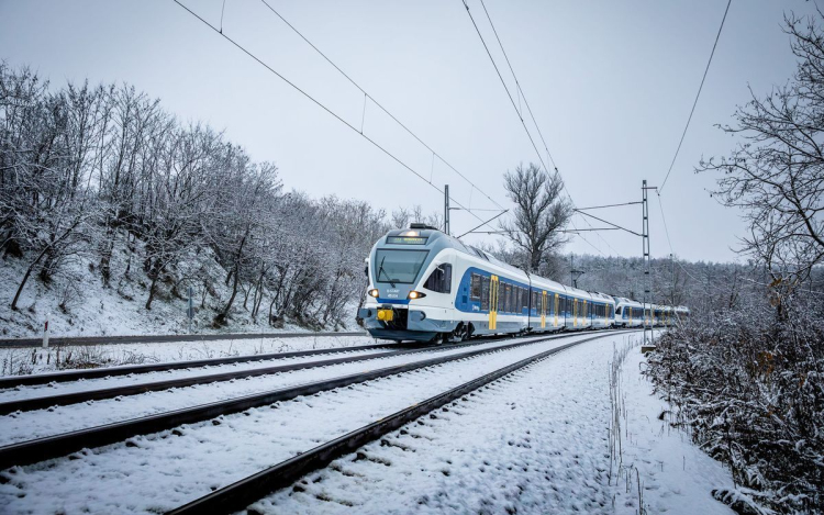 MÁV-csoport: hosszabb menetidő a vonat- és a buszközlekedésben