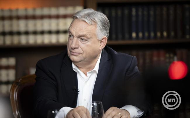 Orbán Viktor: a háborús pszichózis foglyul ejtette a lengyel kormány elméjét