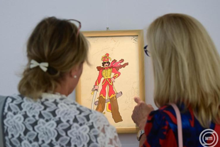 Áder János: felül kell emelkedni azon, ami szétválaszt